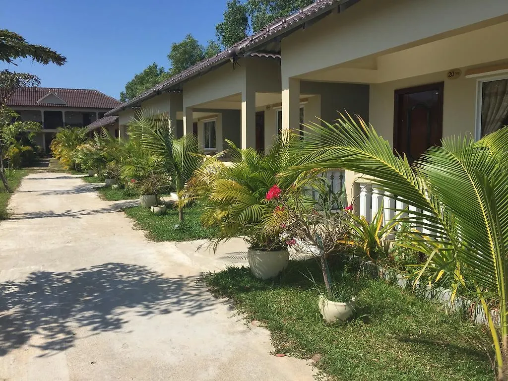 The Moonflower Bungalow Hotel Sihanoukville